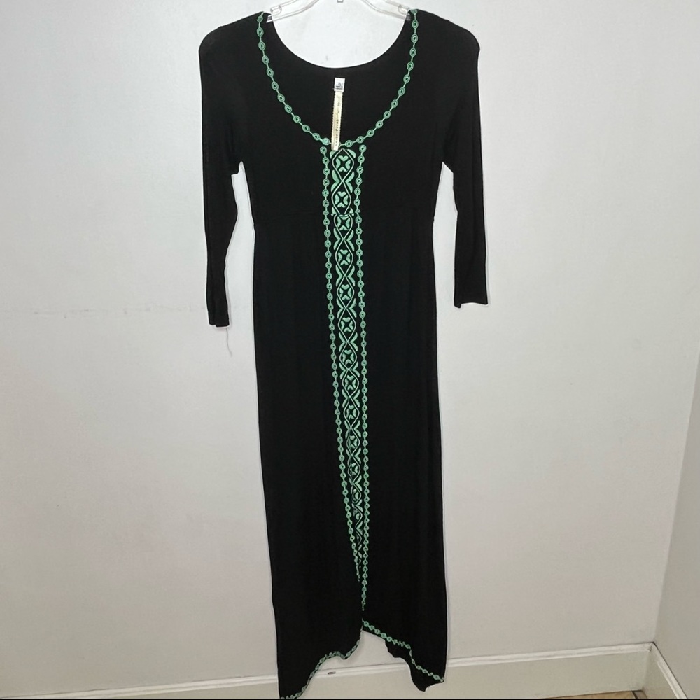 UNCLE FRANK Embroidered Bohemian Maxi Dress - Picture 8 of 8